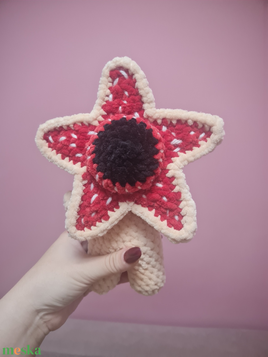 Horgolt Demogorgon - játék & sport - plüssállat & játékfigura - más figura - Meska.hu