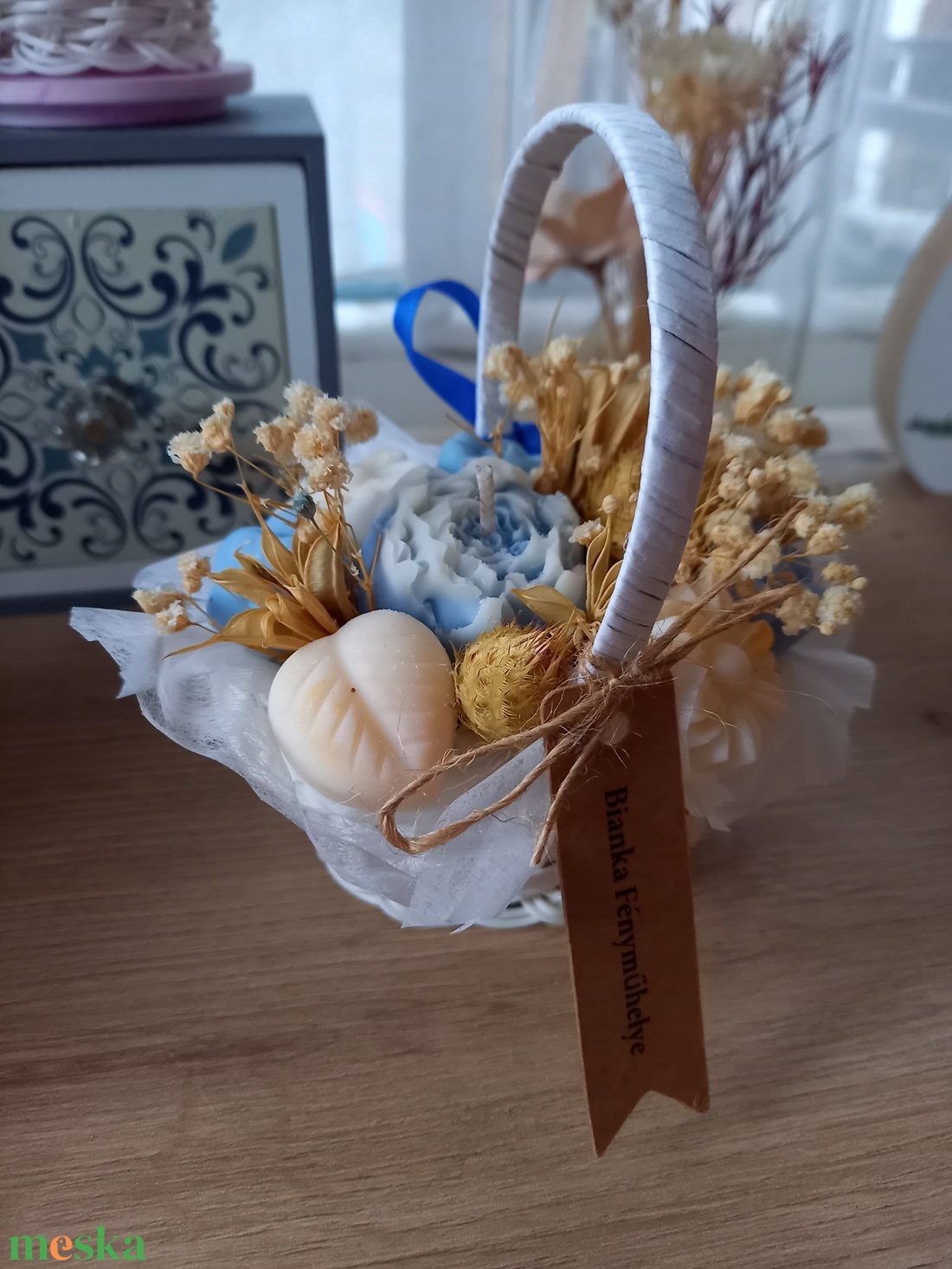 Illatviasz virágkosár - otthon & életmód - virágdekoráció - virágdíszek - asztali virágdísz - Meska.hu