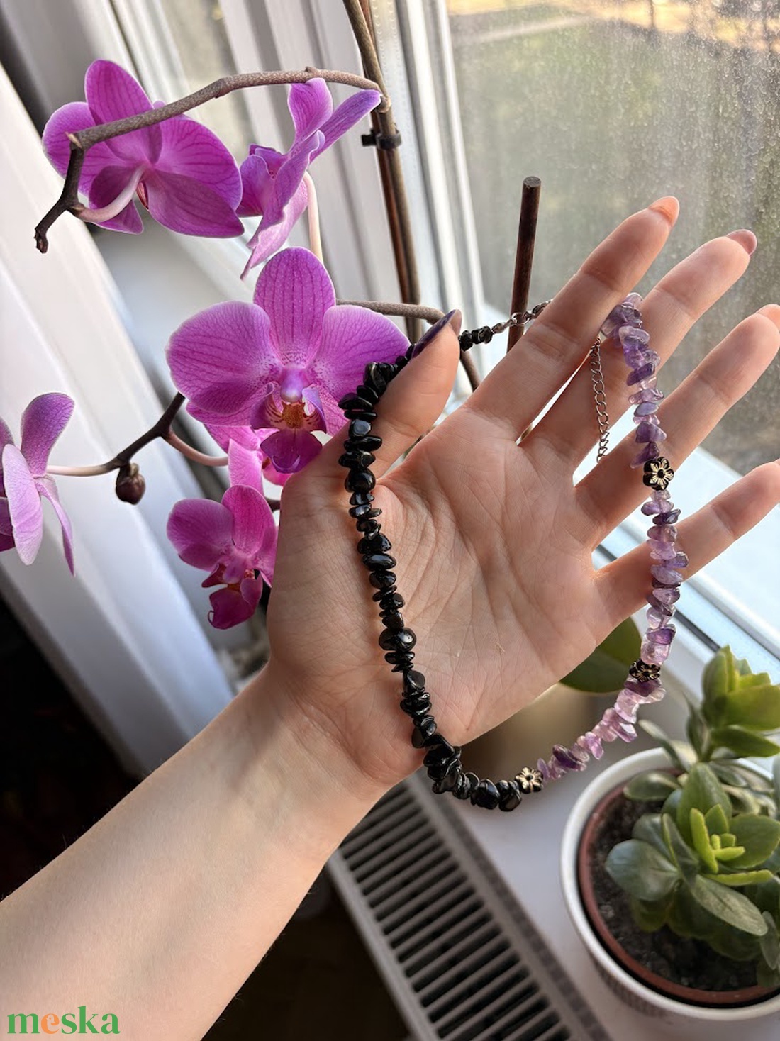 Ametiszt�Obszidián ásvány nyaklánc virág díszekkel � elegáns kézműves női ékszer - ékszer - nyaklánc - gyöngyös nyaklánc - Meska.hu