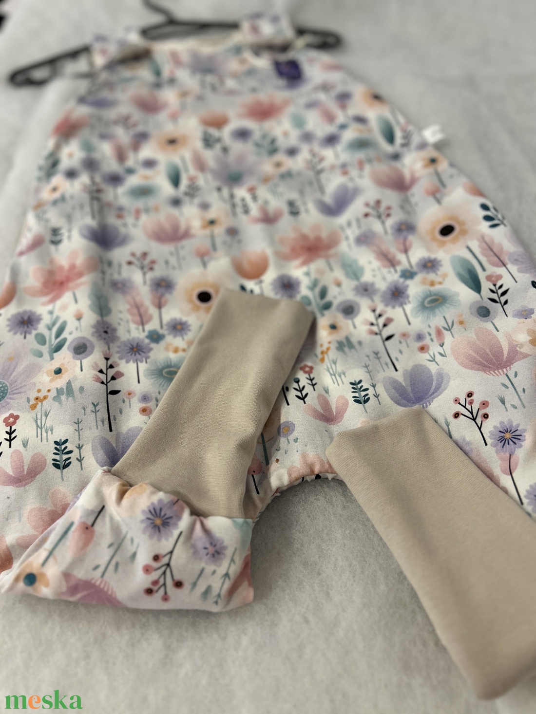 Téli tipegő hálózsák virágok - baba - mama - babaruházat - tipegőhálózsák - Meska.hu