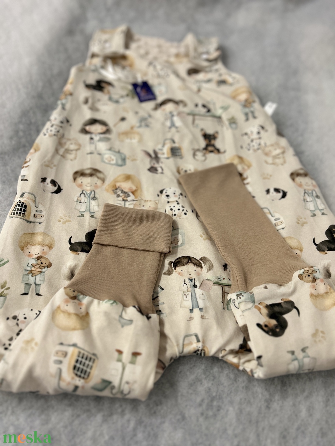 Téli tipegő hálózsák állatorvos - baba - mama - babaruházat - tipegőhálózsák - Meska.hu