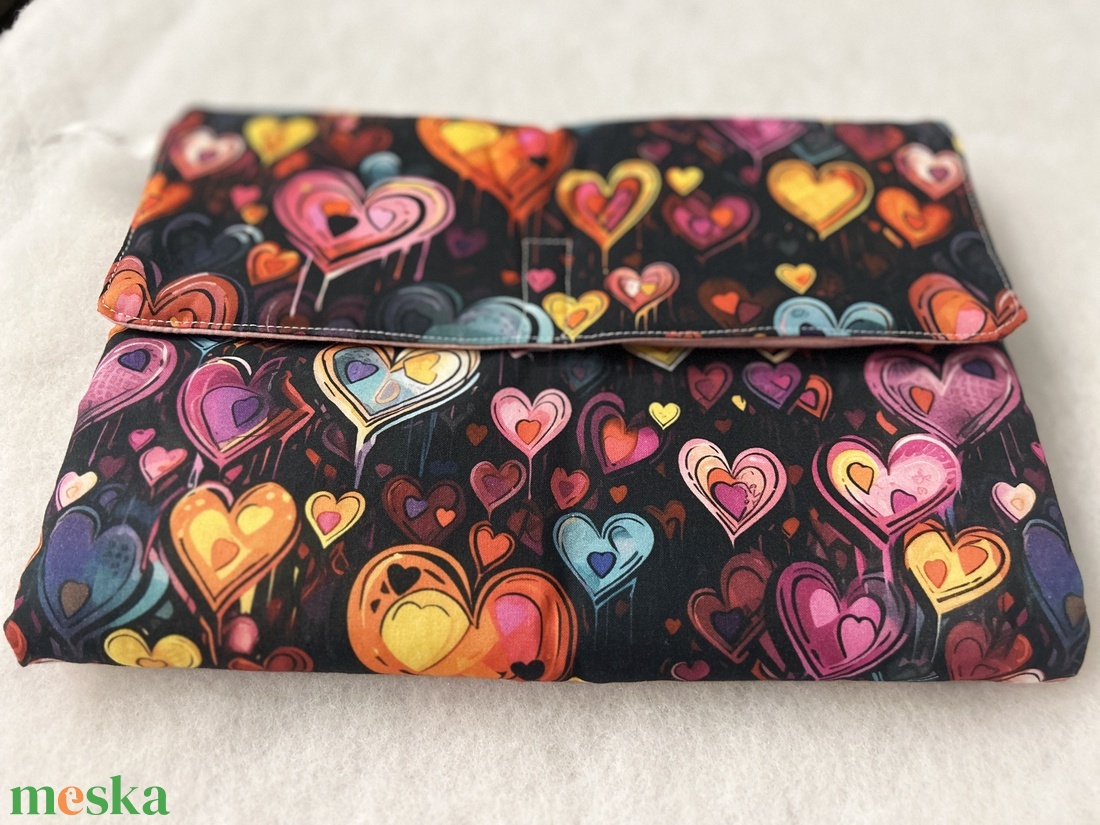 Pelenkázó alátét szívek - baba - mama - pelenkázó, babafürdető kellékek - pelenkázó alátét - Meska.hu