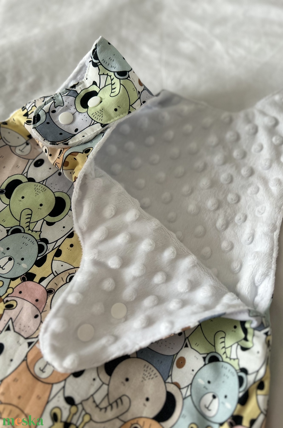 Téli tipegő hálózsák színes állatok - baba - mama - babaruházat - tipegőhálózsák - Meska.hu