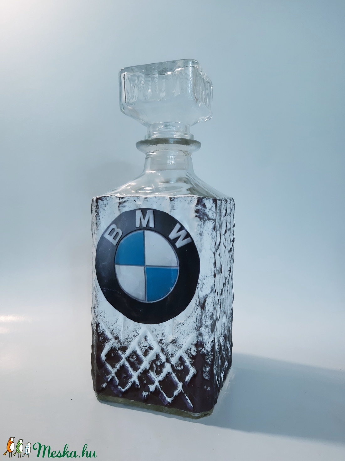 Bmw rajongóknak egyedi formájú whiskys üveg 4 db pohárral, különleges bmw rajongói ajándék, konyhadekoráció - otthon & lakás - dekoráció - díszüveg - Meska.hu Bmw rajongóknak egyedi formájú whiskys üveg 4 db pohárral, különleges bmw rajongói ajándék, konyhadekoráció - otthon & lakás - dekoráció - díszüveg - Meska.hu