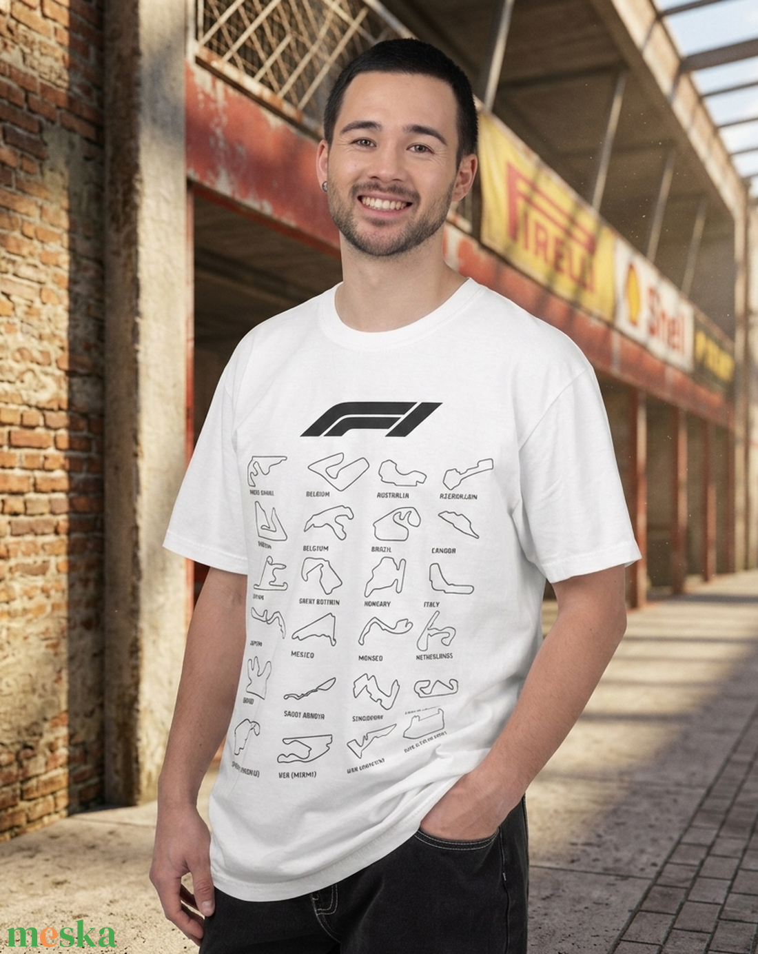 F1 Grand Prix World Tour Póló � Az összes ikonikus vonalvezetés egy helyen - ruha & divat - férfi ruha - póló - Meska.hu