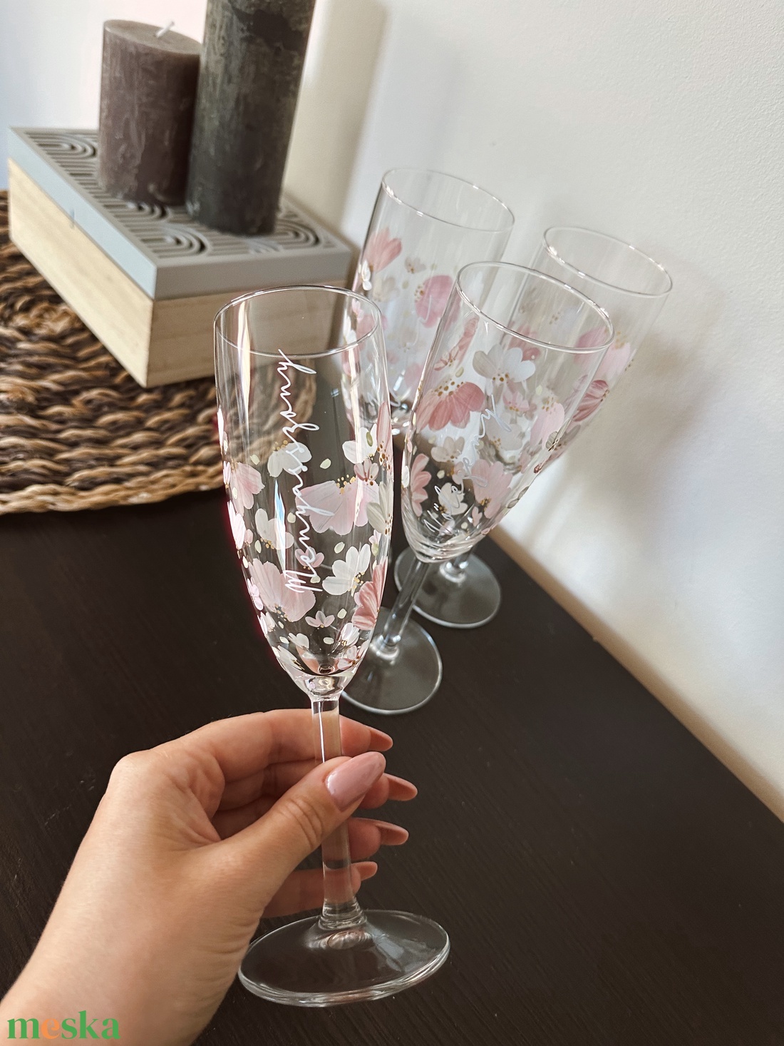 Kézzel festett, egyedi feliratos pezsgőspohár - esküvő - emlék & ajándék - köszönőajándék - Meska.hu