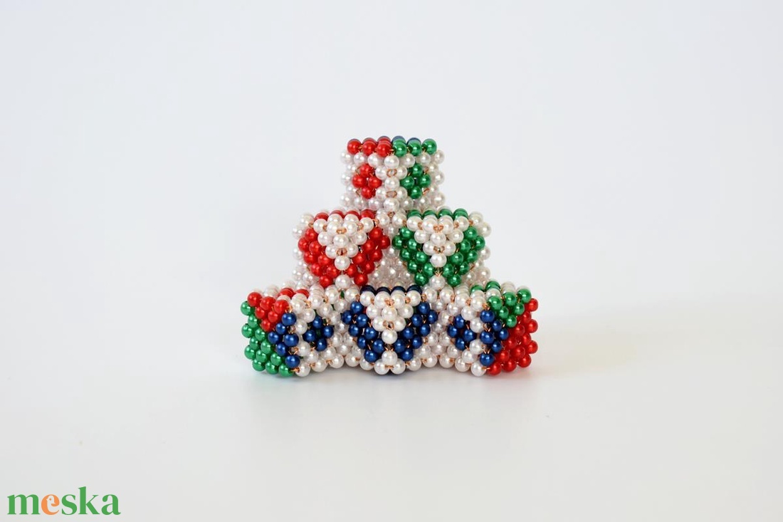 Piros-zöld-kék lépcsős piramis fehér háttérrel - otthon & lakás - dekoráció - dísztárgy - Meska.hu