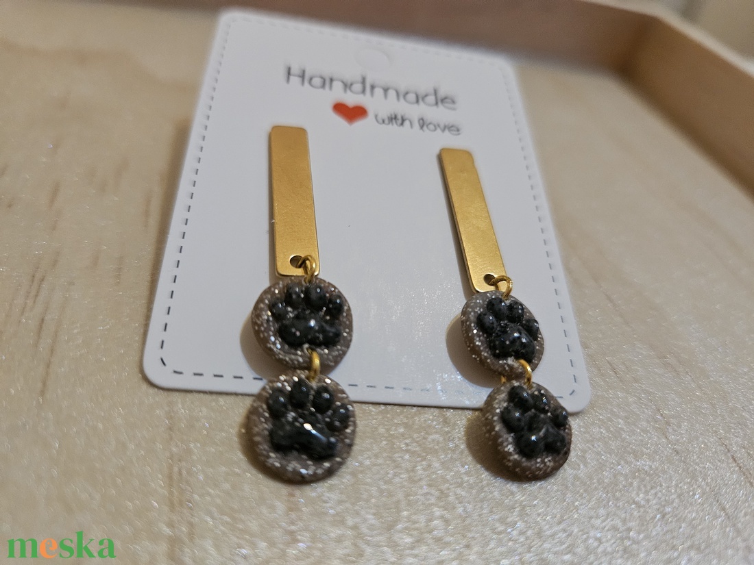 Kutya tappancs fülbevaló - ékszer - fülbevaló - lógós kerek fülbevaló - Meska.hu