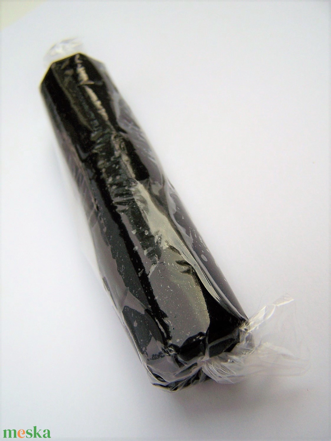 Süthető gyurma - Plast-Kitt, 6 dkg fekete - kellékek & szerszámok - gyurma - kiégethető gyurma - Meska.hu
