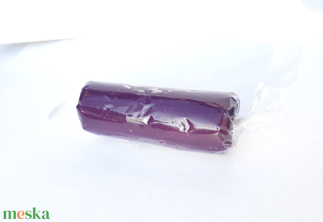 Süthető gyurma padlizsánlila - Plast-Kitt, 3 dkg - kellékek & szerszámok - gyurma - kiégethető gyurma - Meska.hu