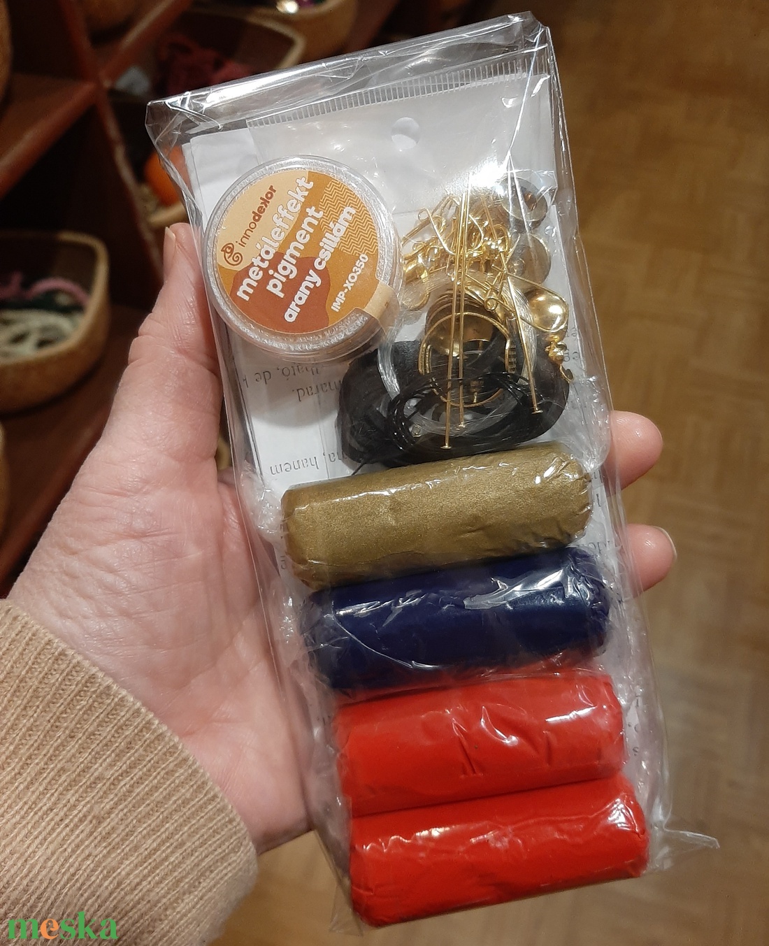 Valentin napi gyurmacsomag fém szerelékekkel, plusz ingyenes online, videós gyurma workshoppal  - kellékek & szerszámok - Meska.hu