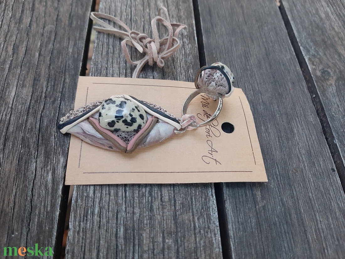 Féldrágaköves ékszergarnitúra: medál és gyűrű pöttyös jáspissal - ékszer - ékszerszett - Meska.hu