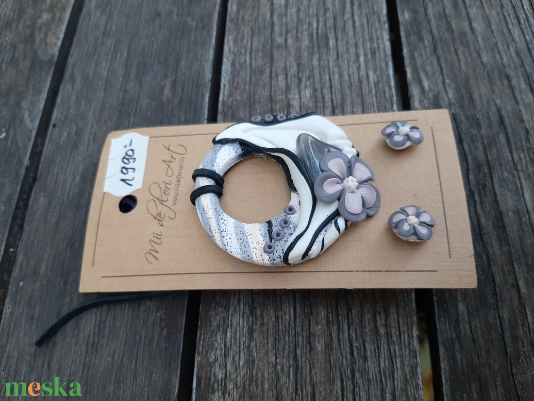 Féldrágaköves ékszergarnitúra: medál és fülbevaló - ékszer - ékszerszett - Meska.hu