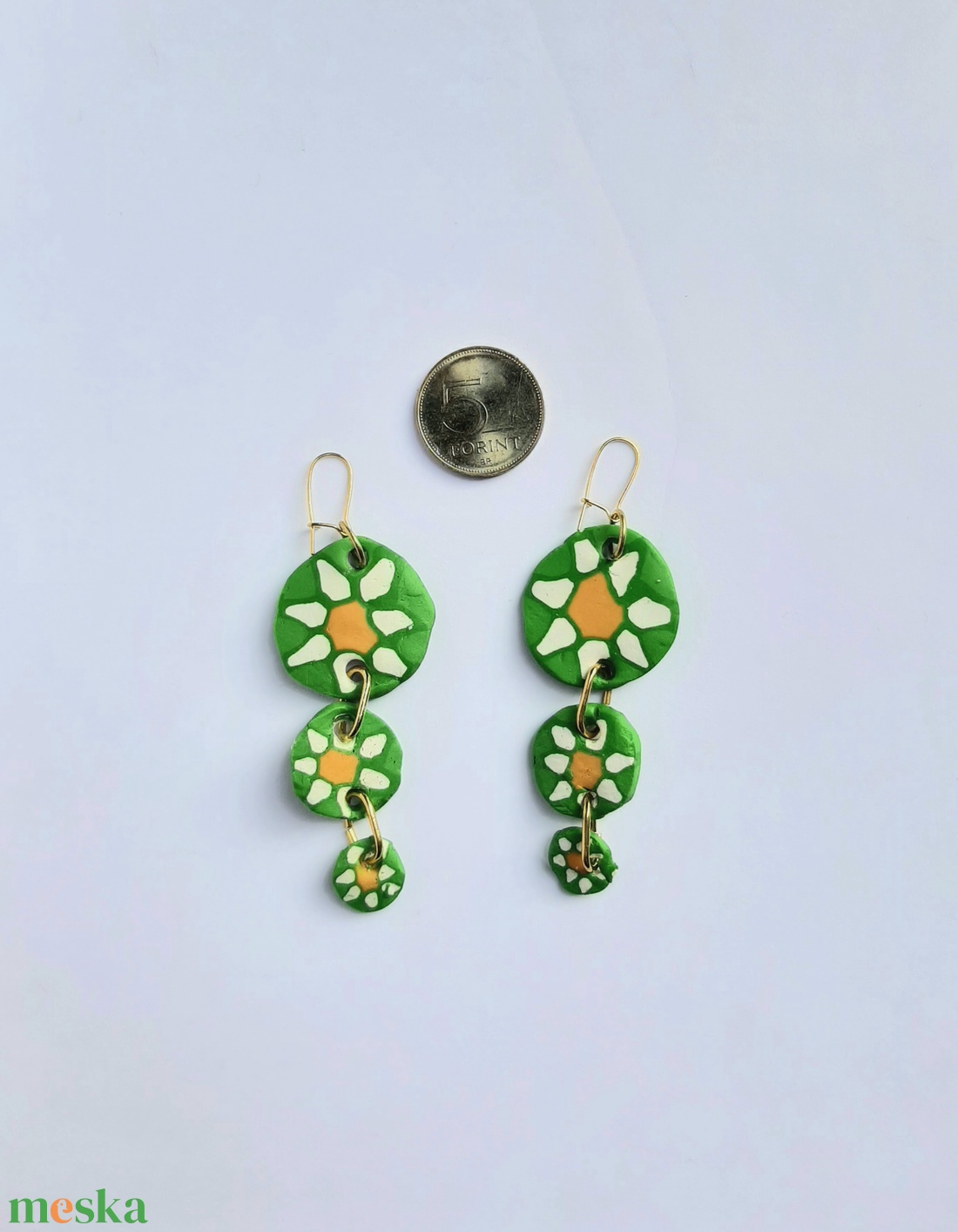 Millefiori margaréta mintás hosszú fülbevaló - ékszer - fülbevaló - lógó fülbevaló - Meska.hu