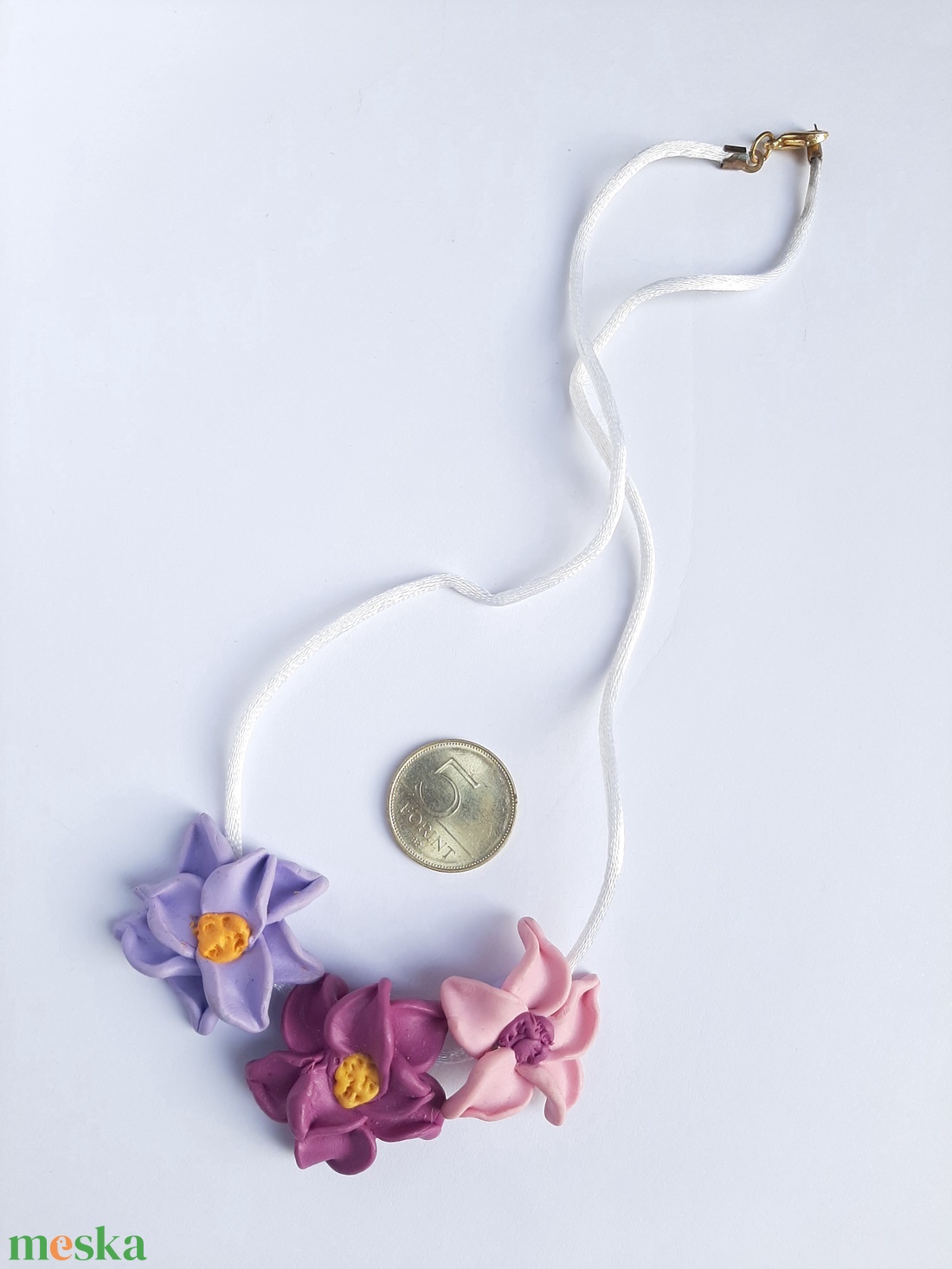 Hármas virág nyaklánc selyem pertlin - ékszer - nyaklánc - statement nyaklánc - Meska.hu