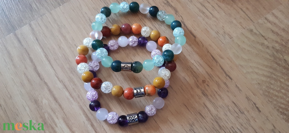 Erdő zöldje avagy Mérleg karkötő - ékszer - karkötő - gyöngyös karkötő - Meska.hu