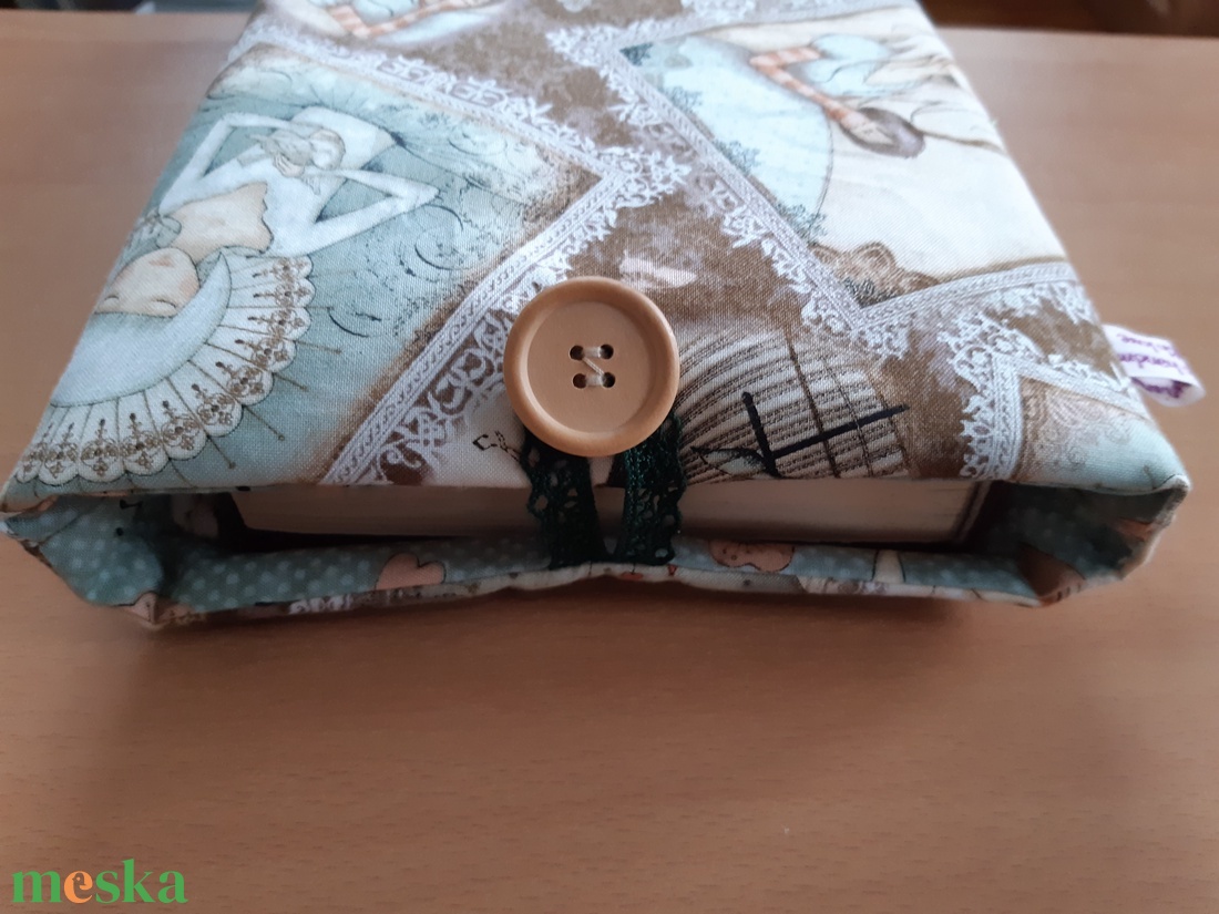 Könyvtartó Mirabelle figurákkal - könyv & zene - könyvtok - Meska.hu