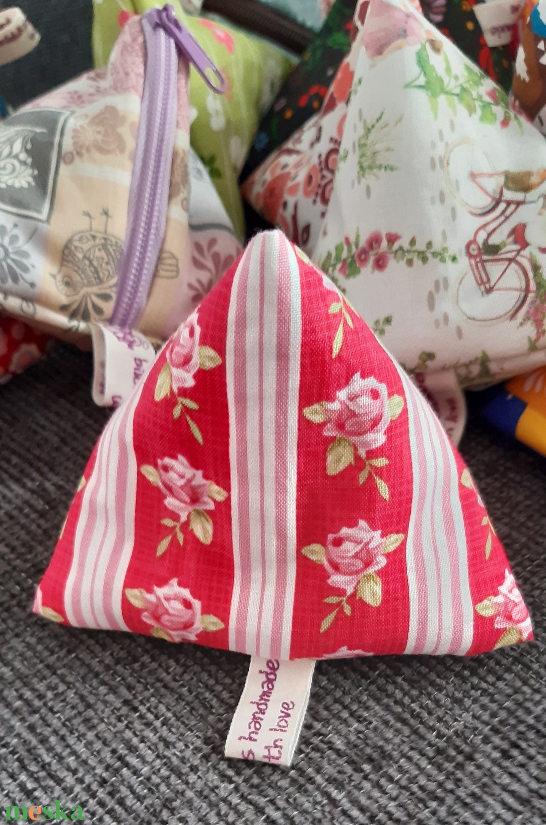 Tetraéder kulcs-, ill. pénztartó - táska & tok - kulcstartó & táskadísz - kulcstartó - Meska.hu