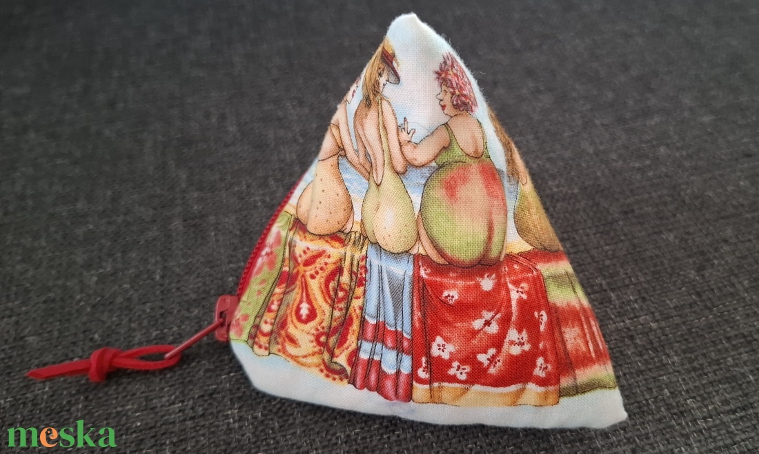 Tetraéder kulcs-, ill. pénztartó - táska & tok - kulcstartó & táskadísz - kulcstartó - Meska.hu Tetraéder kulcs-, ill. pénztartó - táska & tok - kulcstartó & táskadísz - kulcstartó - Meska.hu