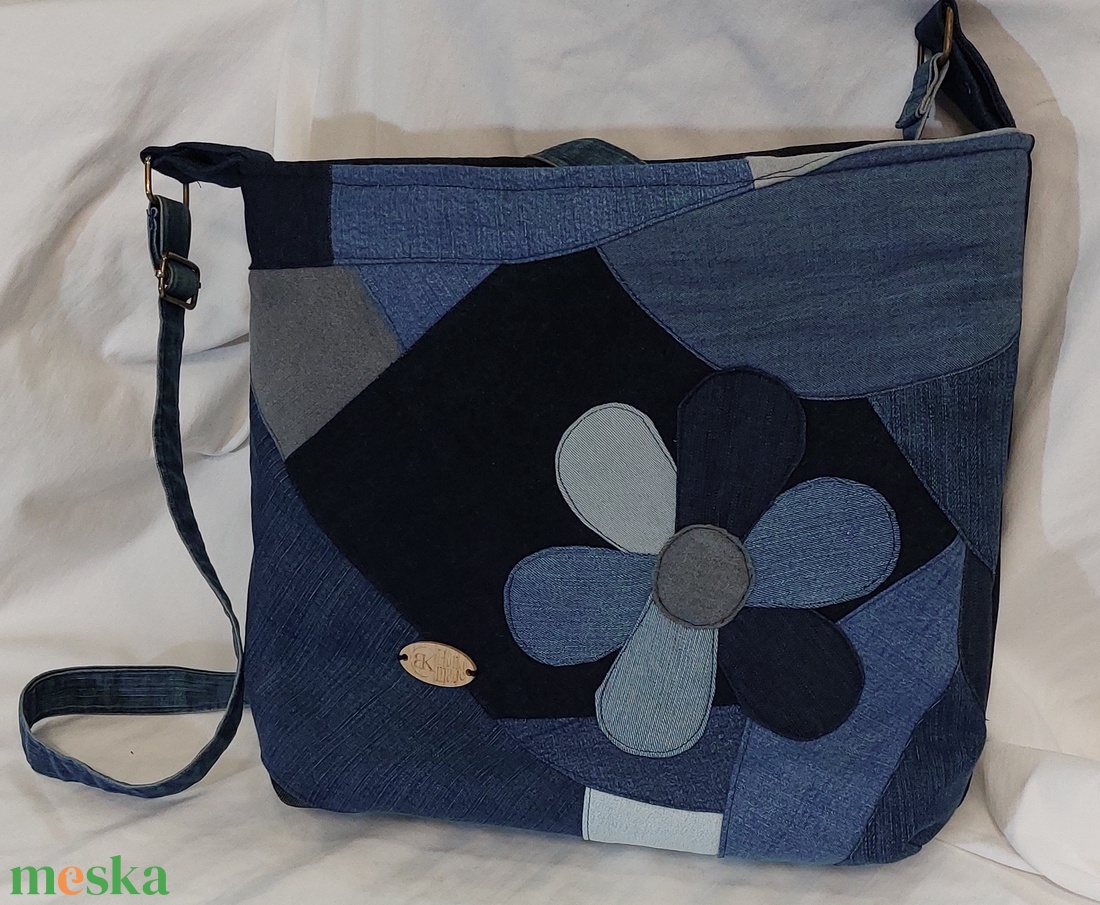 Farmer táska - táska & tok - kézitáska & válltáska - vállon átvethető táska - Meska.hu Farmer táska - táska & tok - kézitáska & válltáska - vállon átvethető táska - Meska.hu