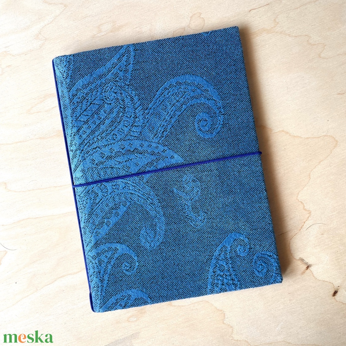Búzavirágkék füzettartó, füzetborító, traveller's notebook, A/5, keménytáblás, textilborítós - otthon & életmód - papír, írószer - könyv- és füzetborító - Meska.hu Búzavirágkék füzettartó, füzetborító, traveller's notebook, A/5, keménytáblás, textilborítós - otthon & életmód - papír, írószer - könyv- és füzetborító - Meska.hu