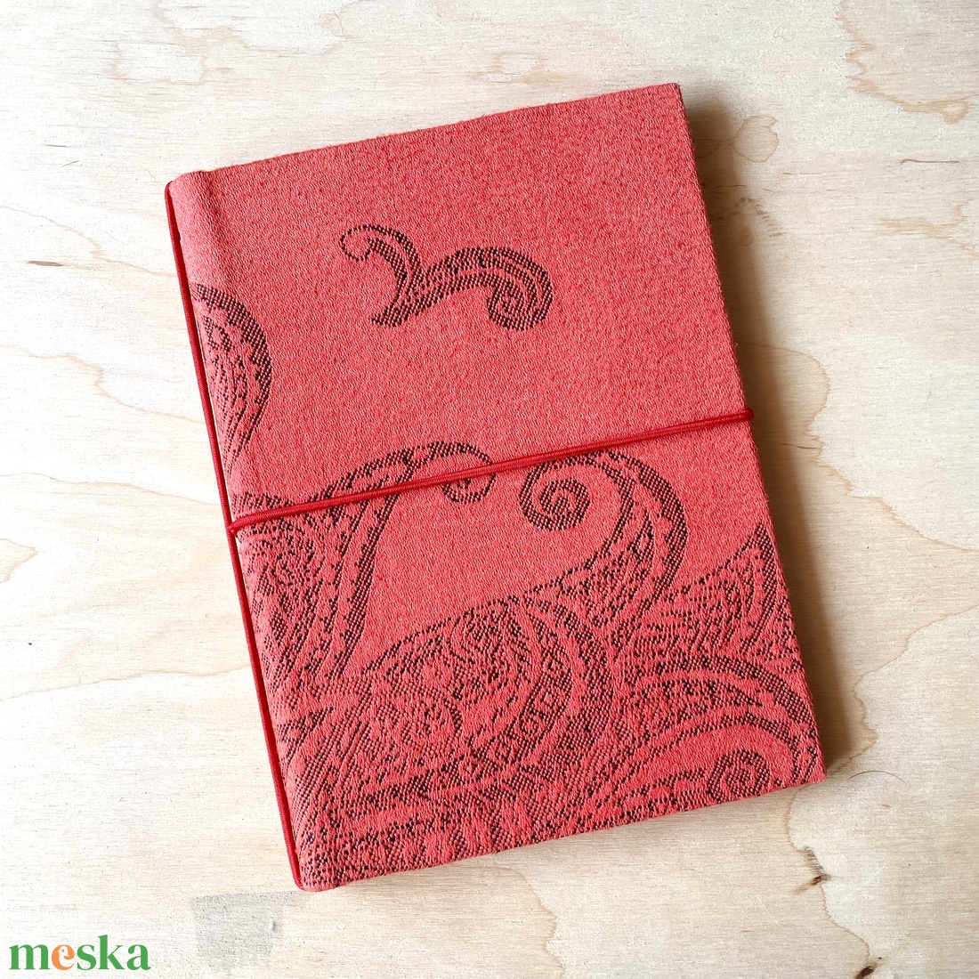 Piros füzettartó, füzetborító, traveller's notebook, A/5, keménytáblás, textilborítós - otthon & életmód - papír, írószer - könyv- és füzetborító - Meska.hu Piros füzettartó, füzetborító, traveller's notebook, A/5, keménytáblás, textilborítós - otthon & életmód - papír, írószer - könyv- és füzetborító - Meska.hu
