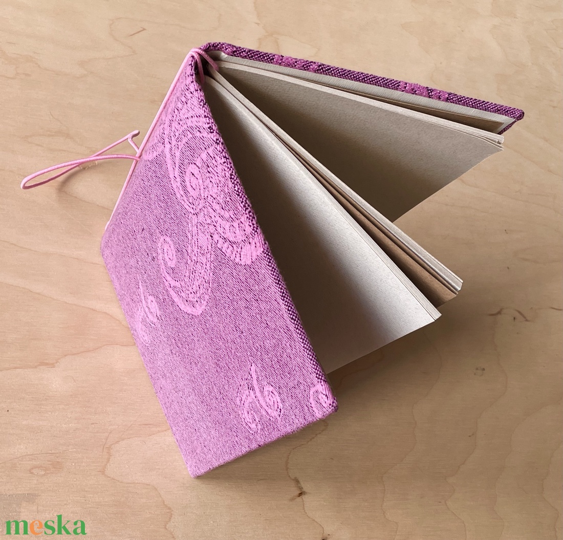 Füzettartó, füzetborító, traveller's notebook, A/5, keménytáblás, textilborítós, rózsaszín - otthon & életmód - papír, írószer - könyv- és füzetborító - Meska.hu