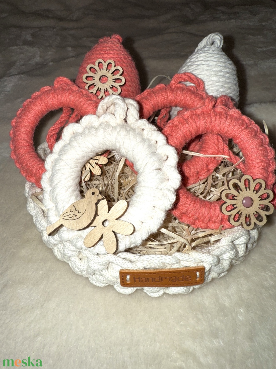 Eper-fehér tavaszi kosár csomag - otthon & életmód - dekoráció - húsvéti asztaldíszek - Meska.hu