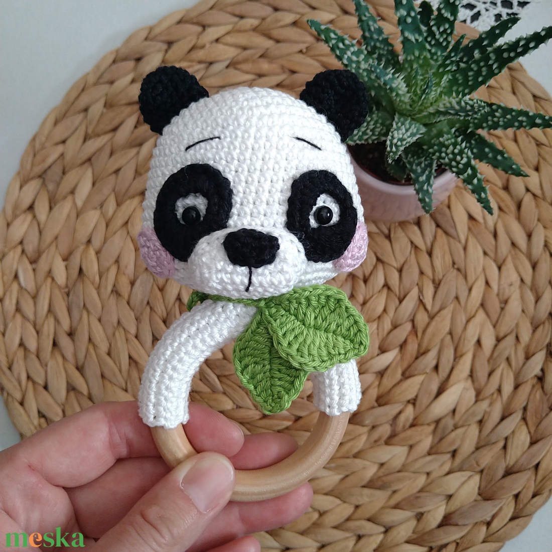 Panda maci csörgő, rágóka - játék & sport - 3 éves kor alattiaknak - csörgő - Meska.hu