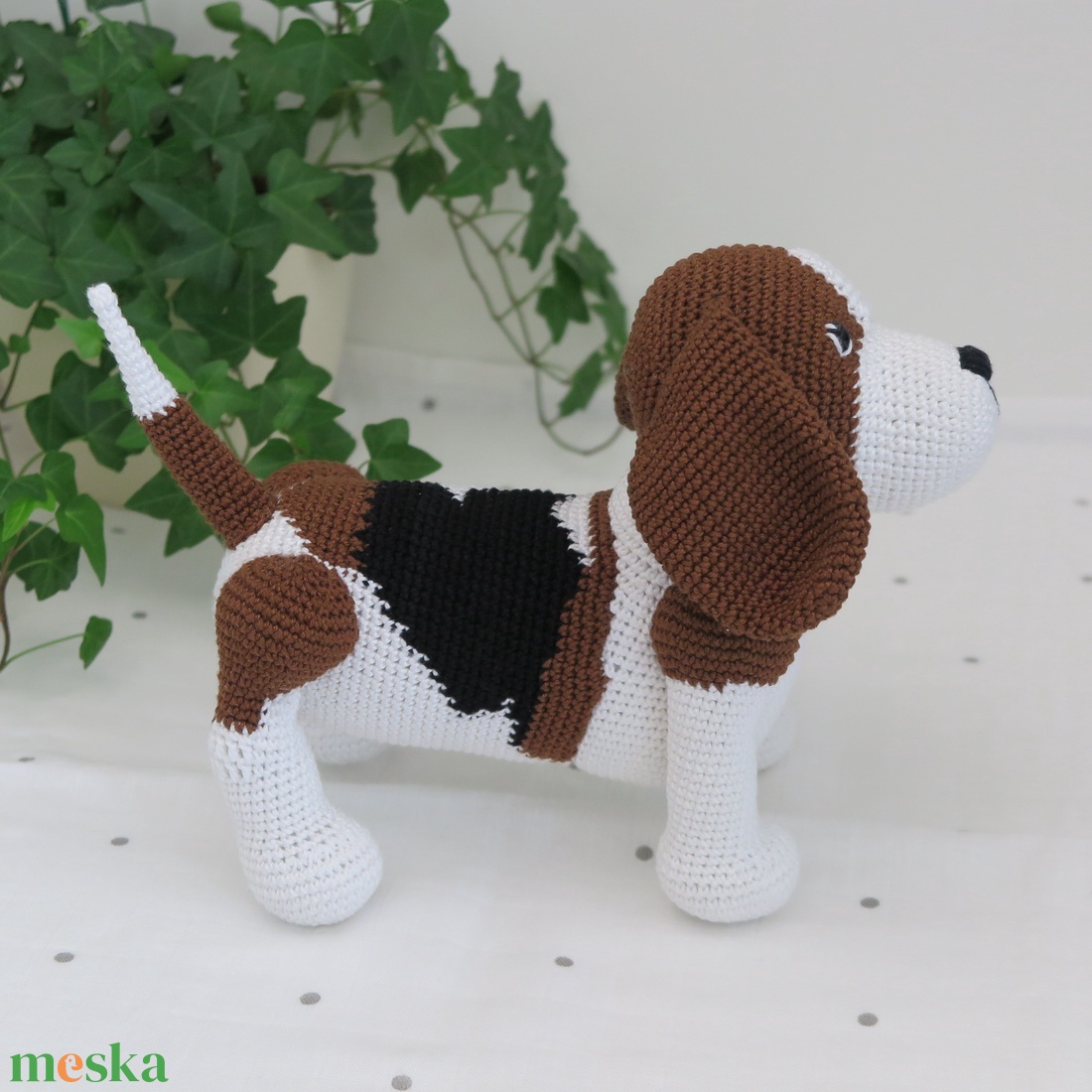 Horgolt Beagle kutya egyedi foltokkal - játék & sport - plüssállat & játékfigura - kutya - Meska.hu