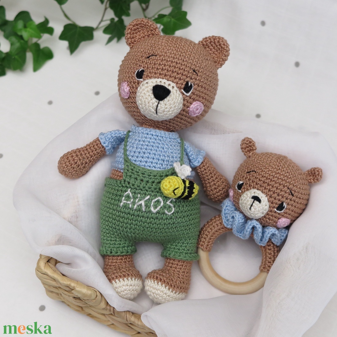 Horgolt Bruno maci és maci csörgő szett babalátogató ajándékcsomag - baba - mama - babalátogató ajándékcsomag - Meska.hu