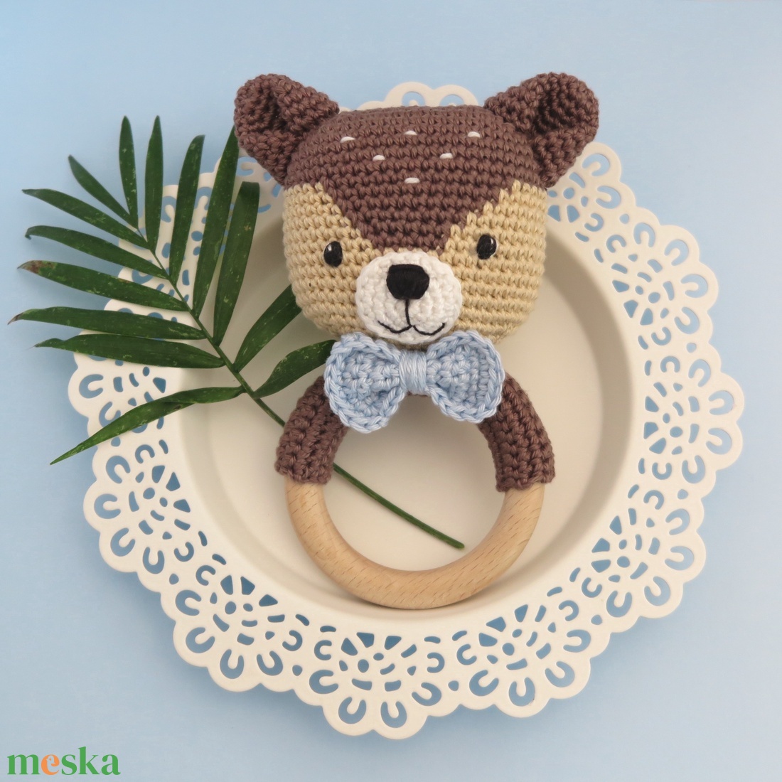 Horgolt MIA őzike csörgő, rágóka - baba - mama - baba játékok - csörgő - Meska.hu