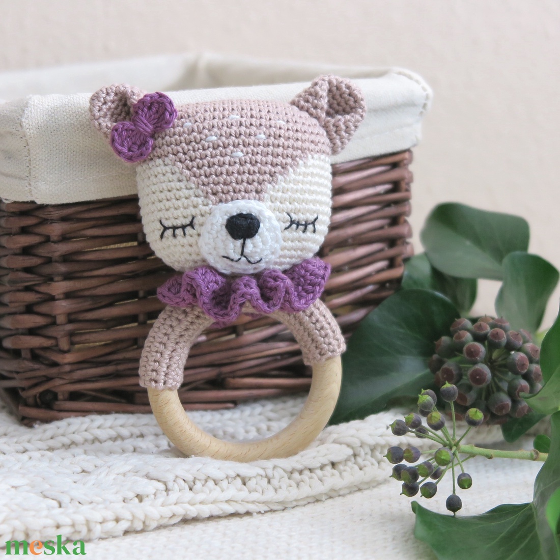 Horgolt MIA őzike csörgő, rágóka - baba - mama - baba játékok - csörgő - Meska.hu