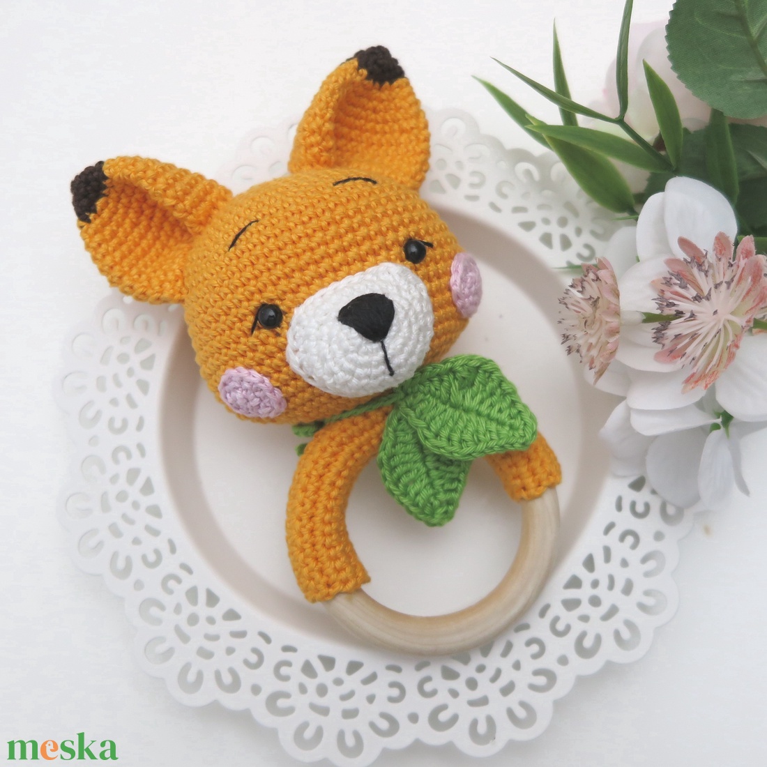 Horgolt róka csörgő � bababarát, hímzett szemmel (narancs) - baba - mama - baba játékok - csörgő - Meska.hu