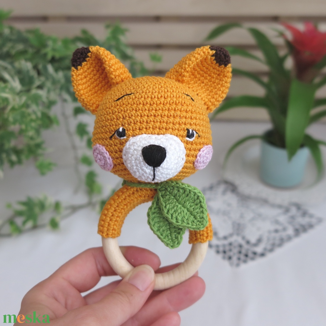 Horgolt róka csörgő � bababarát, hímzett szemmel (narancs) - baba - mama - baba játékok - csörgő - Meska.hu