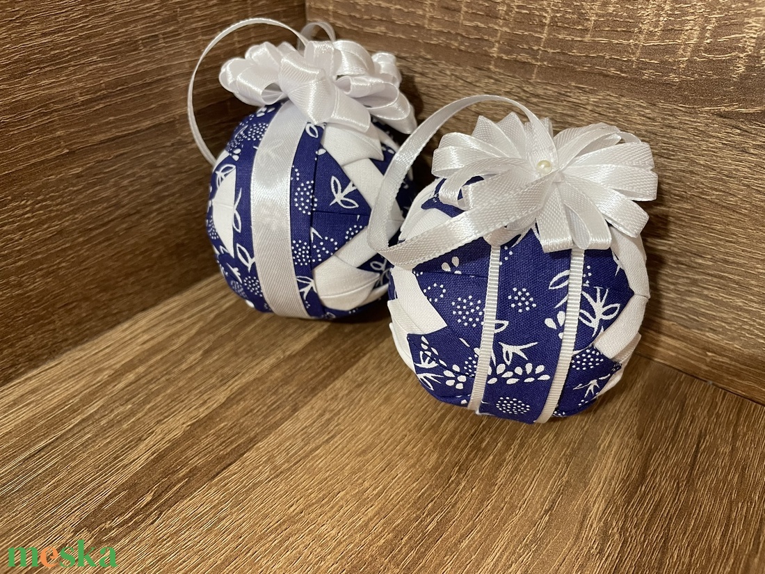 2 db-os gömb szett kék-fehér színben (2.) - otthon & életmód - dekoráció - dísztárgy - Meska.hu 2 db-os gömb szett kék-fehér színben (2.) - otthon & életmód - dekoráció - dísztárgy - Meska.hu