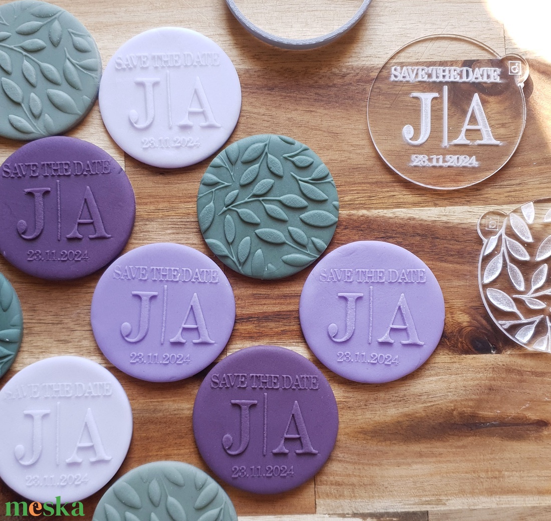 Személyre szabható kekszpecsétek esküvői témában - kellékek & szerszámok - díszíthető tárgyak - kerámia - Meska.hu