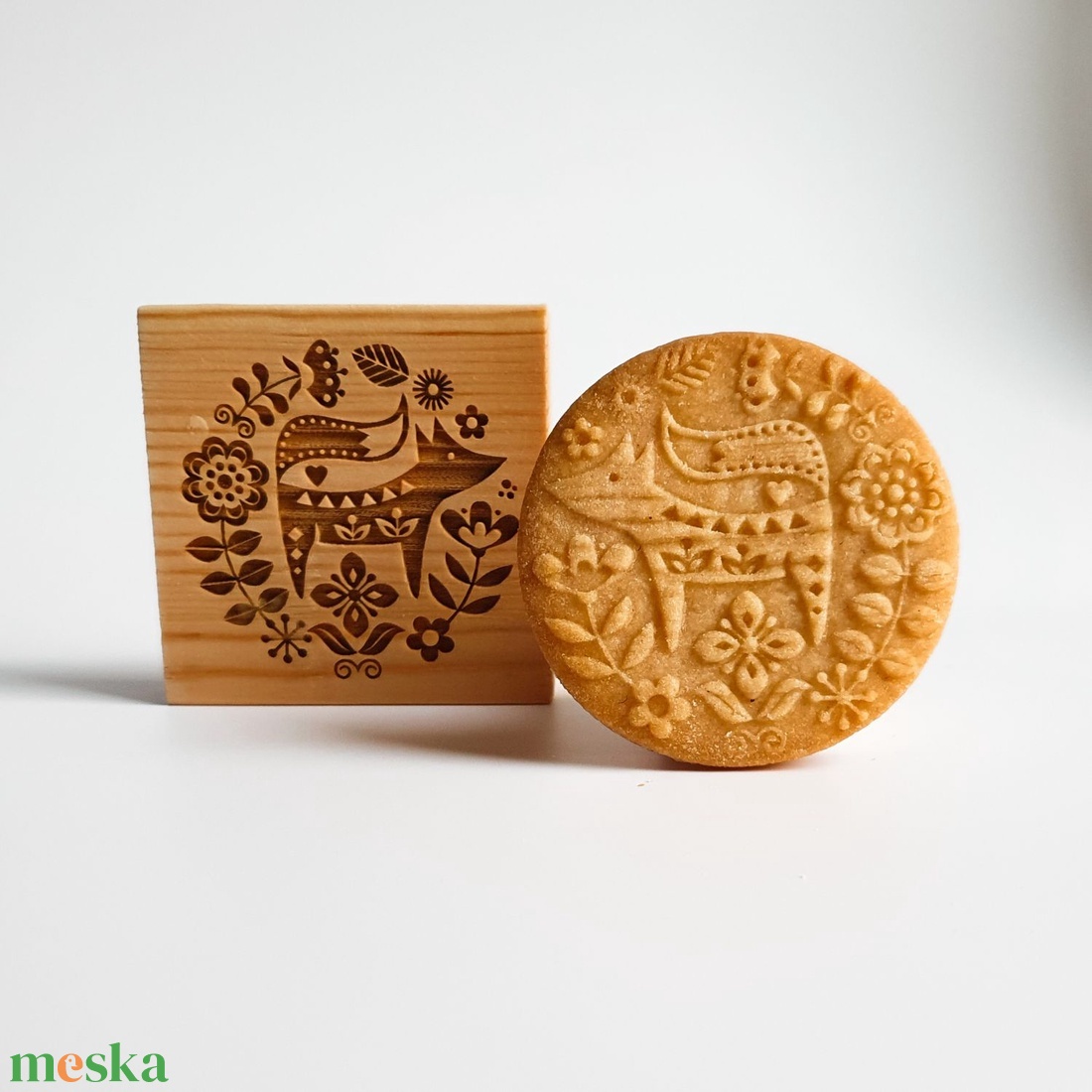 Róka - Karácsonyi mézeskalács kekszpecsét folklór skandináv mintával - otthon & életmód - konyhafelszerelés, tálalás - sütés, főzés - sütidísz - Meska.hu Róka - Karácsonyi mézeskalács kekszpecsét folklór skandináv mintával - otthon & életmód - konyhafelszerelés, tálalás - sütés, főzés - sütidísz - Meska.hu