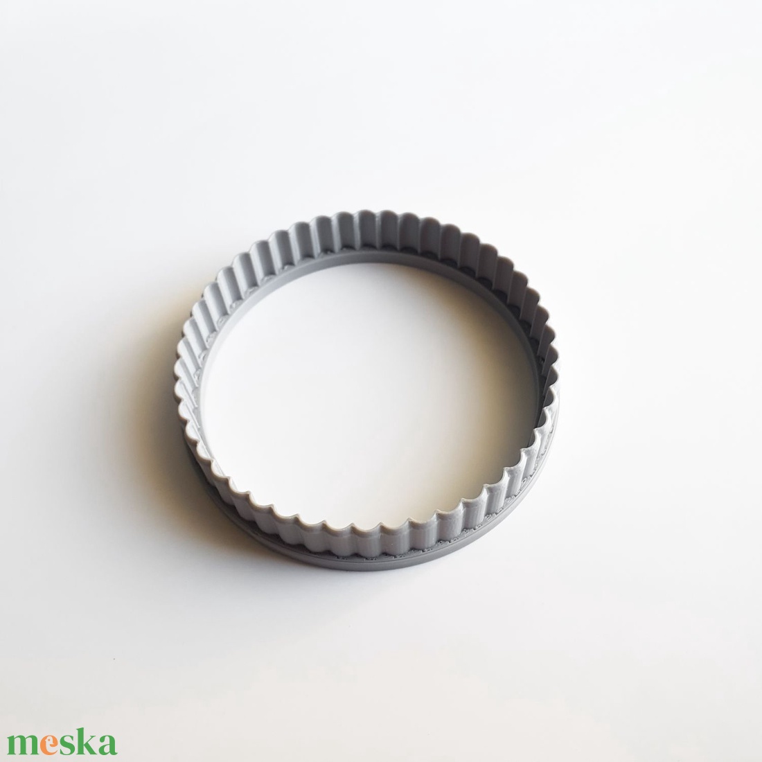 6 cm-es kör kiszúró cakkos éllel - mézeskalács, keksz, kerámia - otthon & életmód - konyhafelszerelés, tálalás - sütés, főzés - sütikiszúró - Meska.hu 6 cm-es kör kiszúró cakkos éllel - mézeskalács, keksz, kerámia - otthon & életmód - konyhafelszerelés, tálalás - sütés, főzés - sütikiszúró - Meska.hu