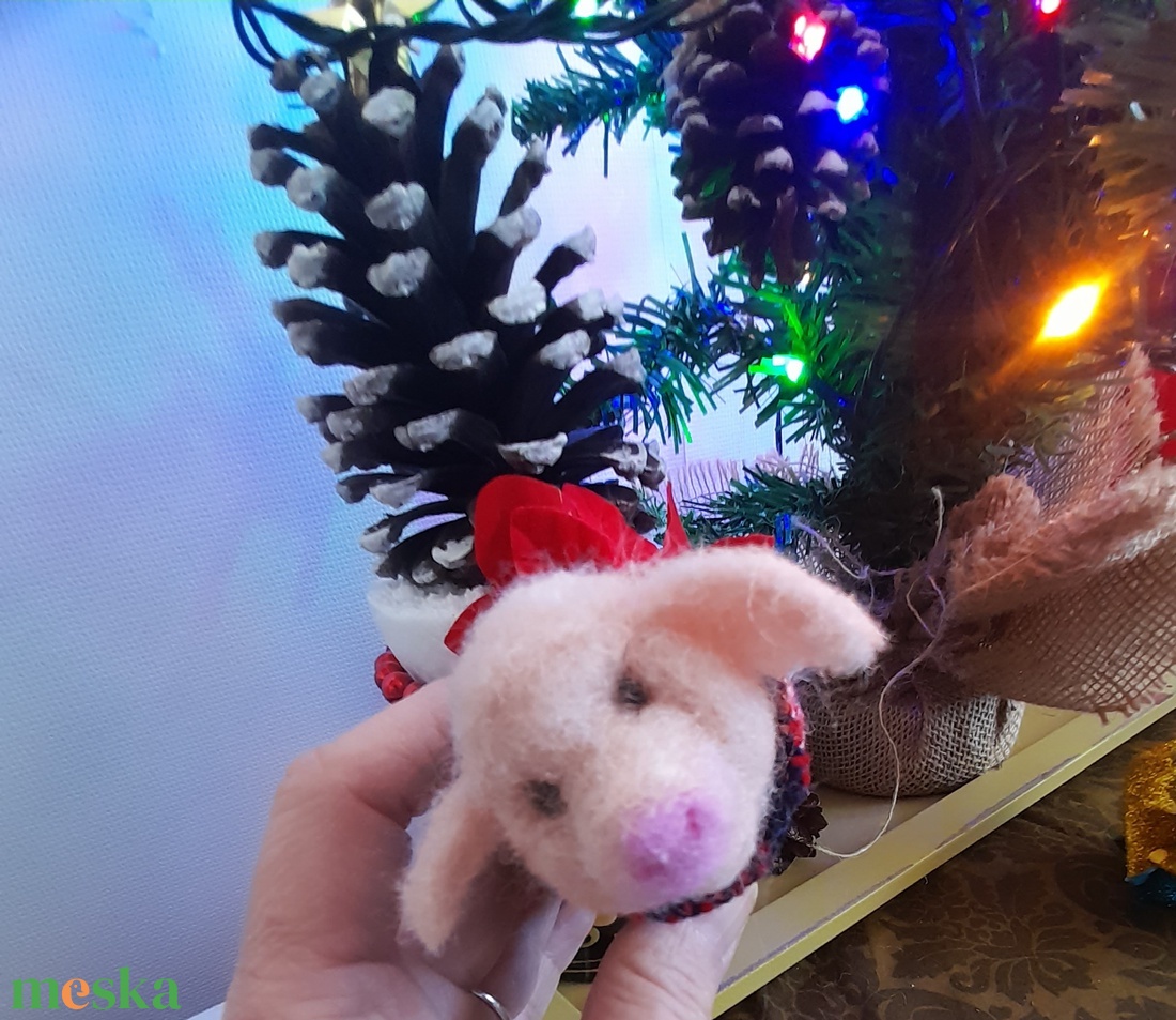 Szerencsemalacka - karácsony - karácsonyi ajándékozás - karácsonyi ajándékcsomagolás - Meska.hu