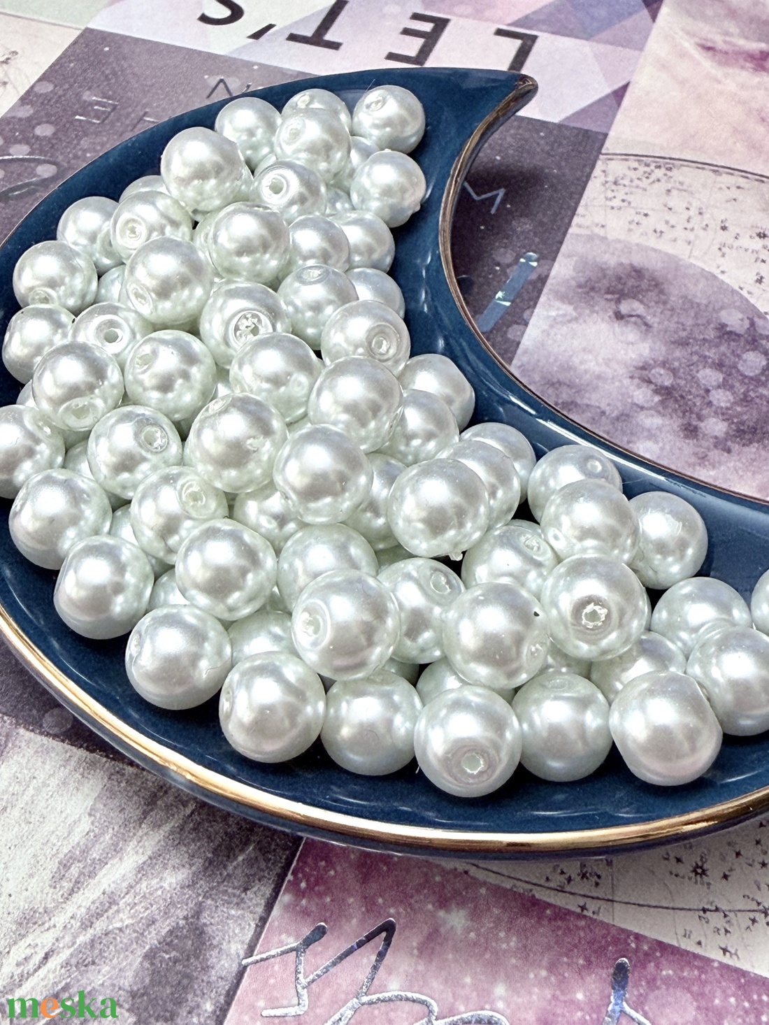 Fehér színű üveg teklagyöngy, 8 mm, 100 db - kellékek & szerszámok - gyöngyfűzés kellékek - üveggyöngy - Meska.hu