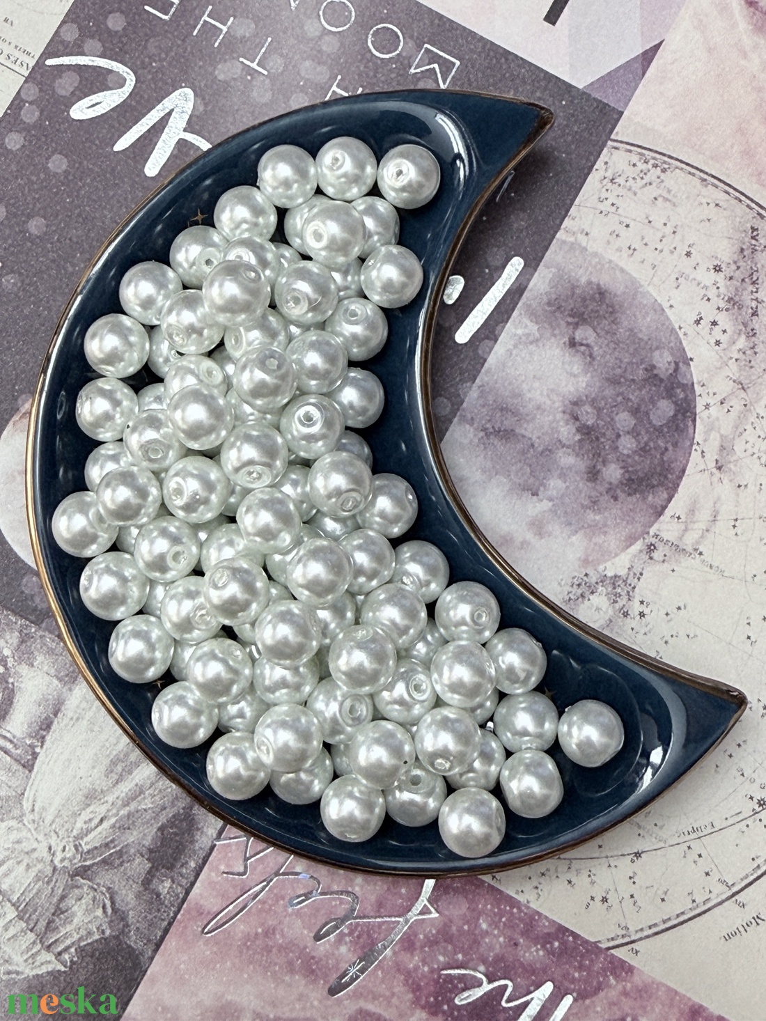 Fehér színű üveg teklagyöngy, 8 mm, 100 db - kellékek & szerszámok - gyöngyfűzés kellékek - üveggyöngy - Meska.hu
