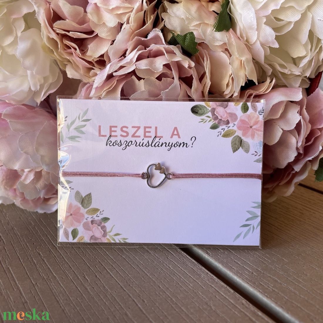 Koszorúslány felkérő zsinór karkötő kísérőkártyával - esküvő - meghívó & kártya - koszorúslány felkérő - Meska.hu