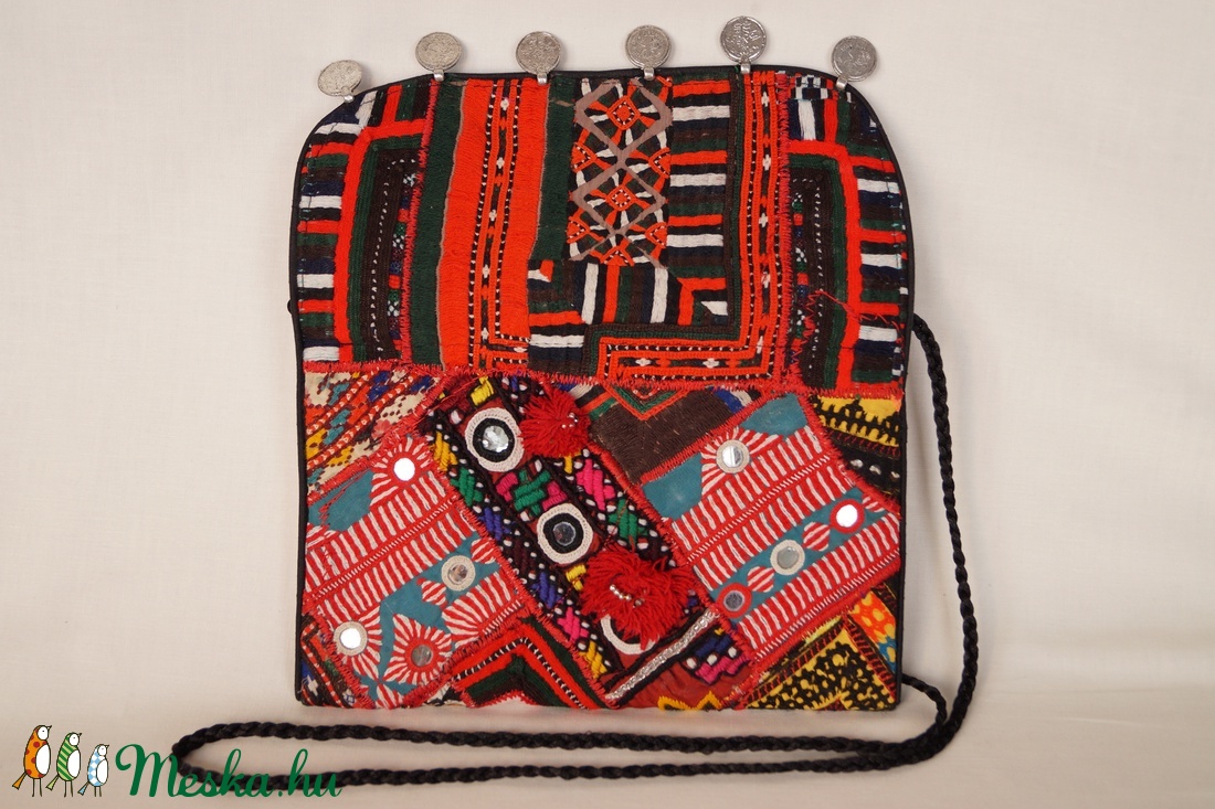 Boríték táska, kézzel hímzett, patchwork válltáska, kézi táska 4. - táska & tok - kézitáska & válltáska - vállon átvethető táska - Meska.hu Boríték táska, kézzel hímzett, patchwork válltáska, kézi táska 4. - táska & tok - kézitáska & válltáska - vállon átvethető táska - Meska.hu