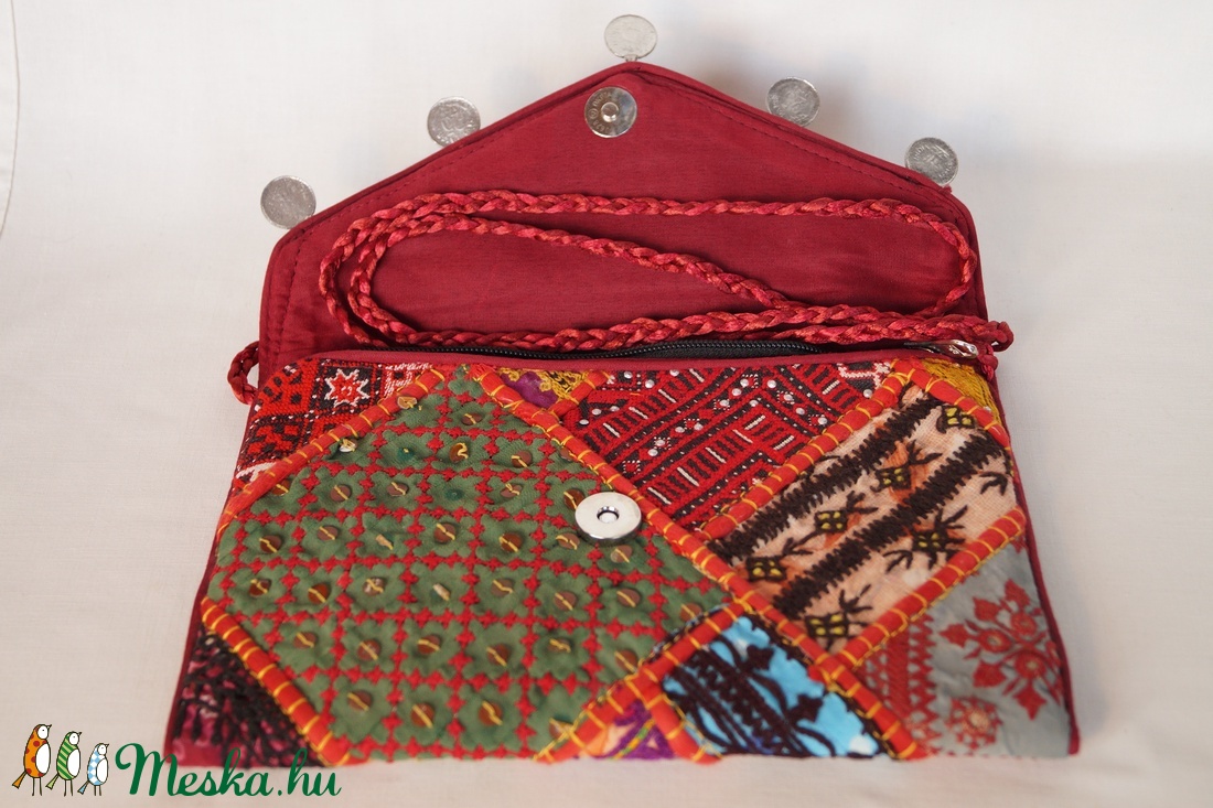 Boríték táska, kézzel hímzett, patchwork válltáska, kézitáska 6. - táska & tok - kézitáska & válltáska - válltáska - Meska.hu Boríték táska, kézzel hímzett, patchwork válltáska, kézitáska 6. - táska & tok - kézitáska & válltáska - válltáska - Meska.hu