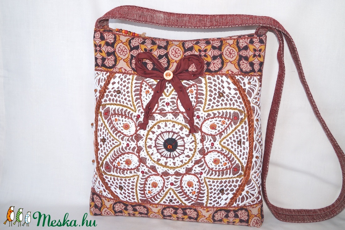 Fehér, mandala csipkés, sárga-bézs virágos, rozsdabarna masnis, vintage válltáska - táska & tok - kézitáska & válltáska - válltáska - Meska.hu Fehér, mandala csipkés, sárga-bézs virágos, rozsdabarna masnis, vintage válltáska - táska & tok - kézitáska & válltáska - válltáska - Meska.hu