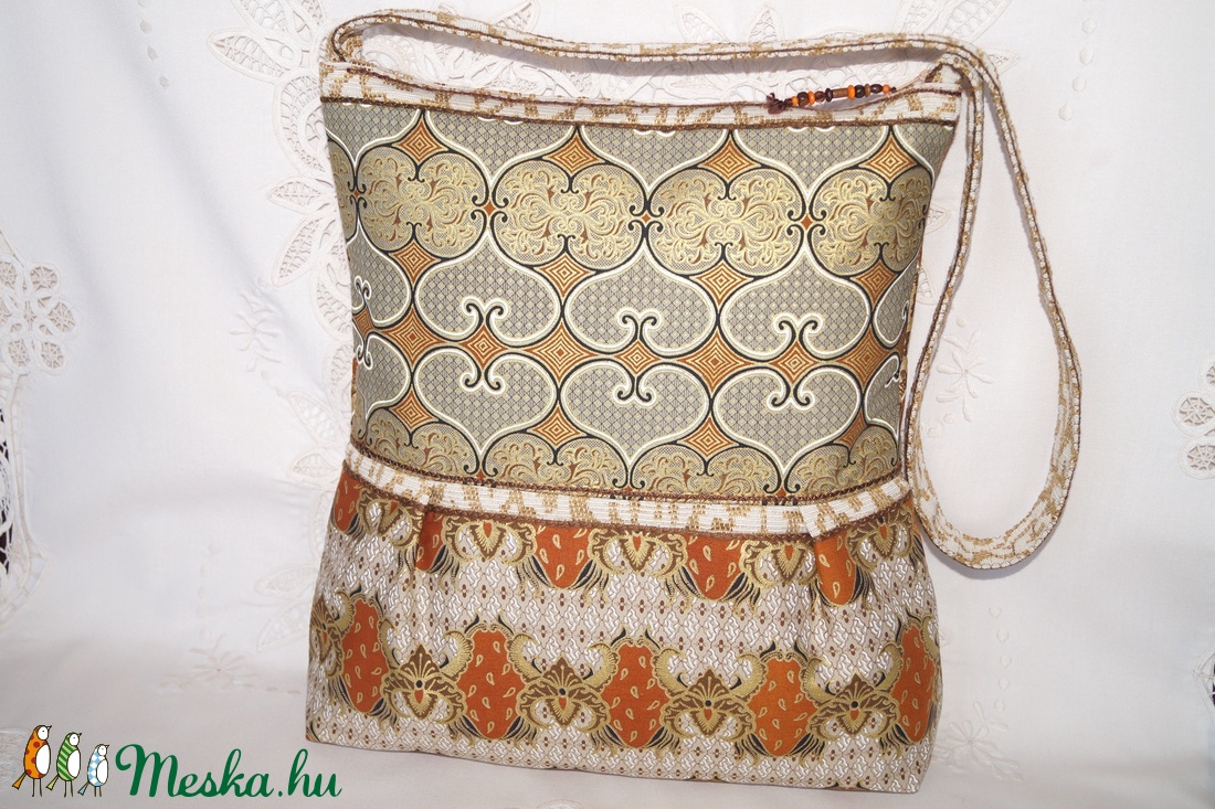  Arany-narancs-barna, indonéz mintás, nagy méretű, pakolós válltáska 2. - táska & tok - kézitáska & válltáska - válltáska - Meska.hu