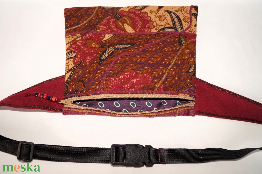 Barna, bordó, virágos, batikolt, fesztivál design övtáska, egyedi cipzáros övtáska indonéz batikolt pamutvászonból - táska & tok - övtáska - Meska.hu