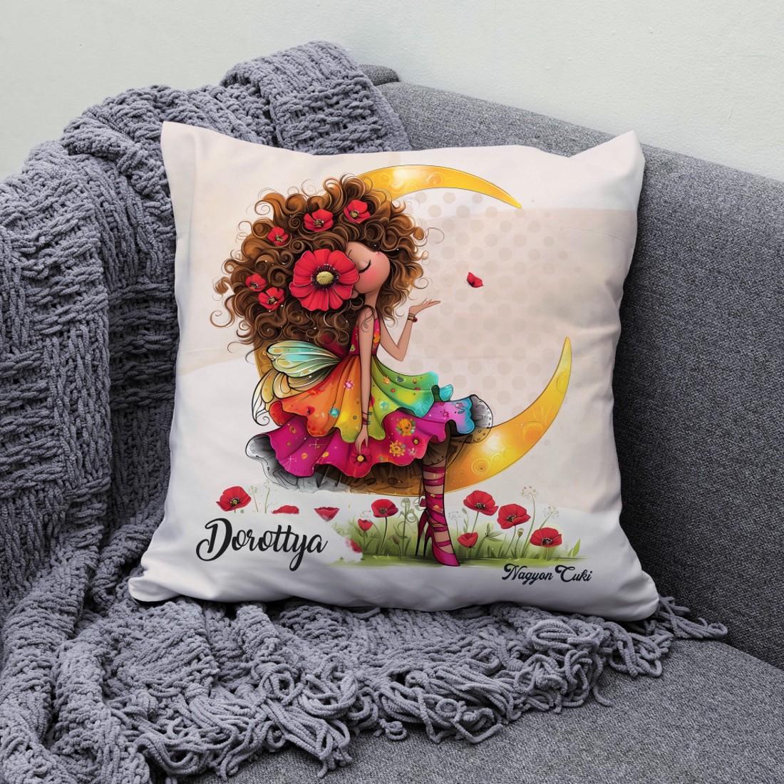 Névvel kérhető - Huncut pipacs tündérlány és a hold mintás párna - otthon & életmód - lakástextil - párna & párnahuzat - díszpárna (belsővel együtt) - Meska.hu
