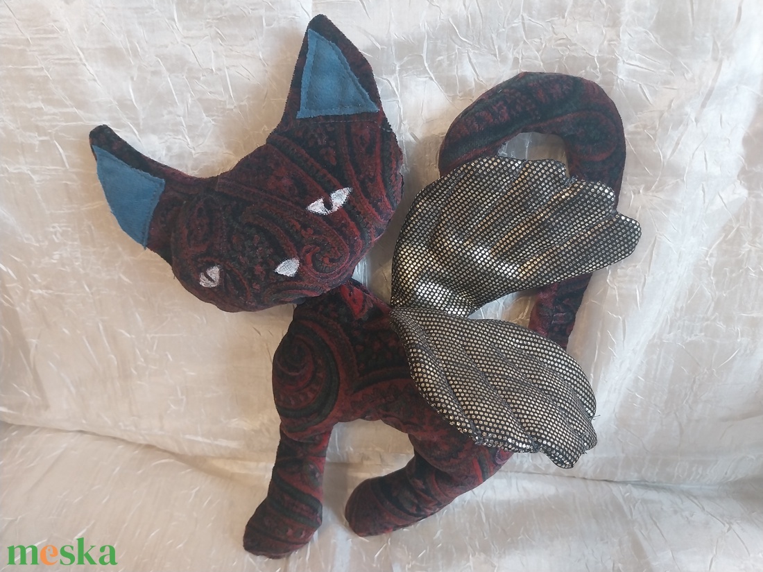 Bársony szárnyas cica - játék & sport - plüssállat & játékfigura - cica - Meska.hu